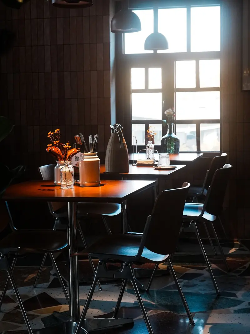 Gastronomie und Einzelhandel — typisches Objekt